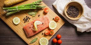 Grillezett lazac spárgával