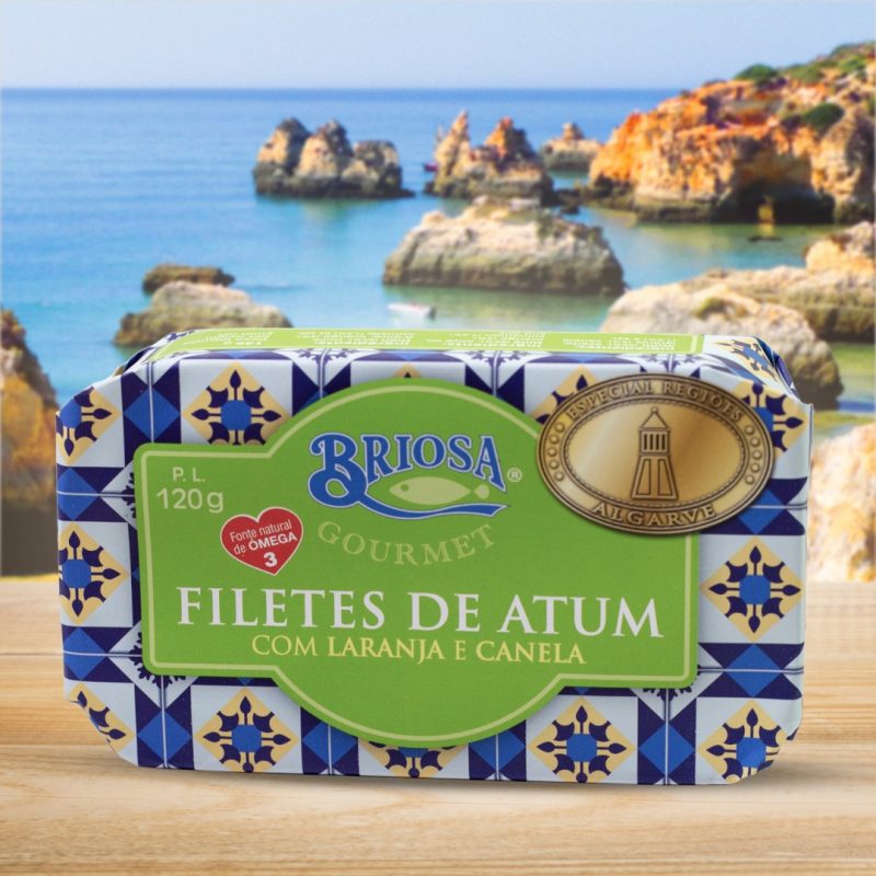 Briosa tonhalfilé naranccsal és fahéjjal