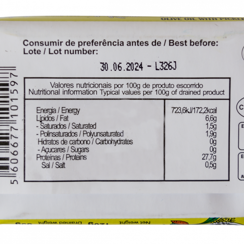 Minerva szardĂnia filĂ© csĂpĹ‘s olĂvaolajban zöldsĂ©gekkel