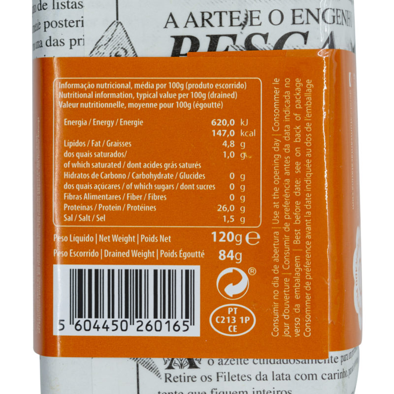 Santa Catarina Gourmet tuna fillets in olive oil with curry